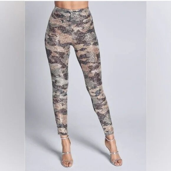 ✨NEW✨NWT✨VENUS Sequin Camo Leggings - Size Large - Picture 3 of 9